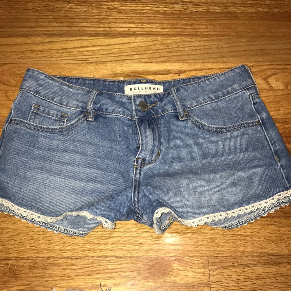 Pacsun Low rise shorts size 25